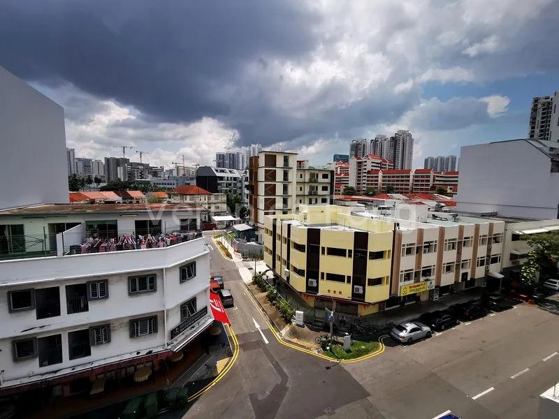 1 Bed Condo for Sale in  Loft @ Rangoon - Image 2